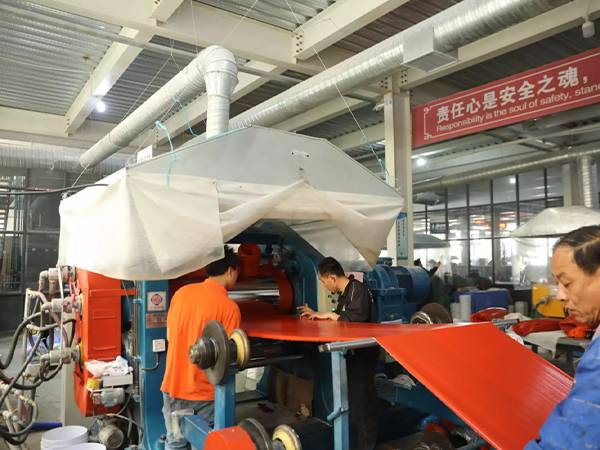 Workers are producing raw materials for silicone hoses.